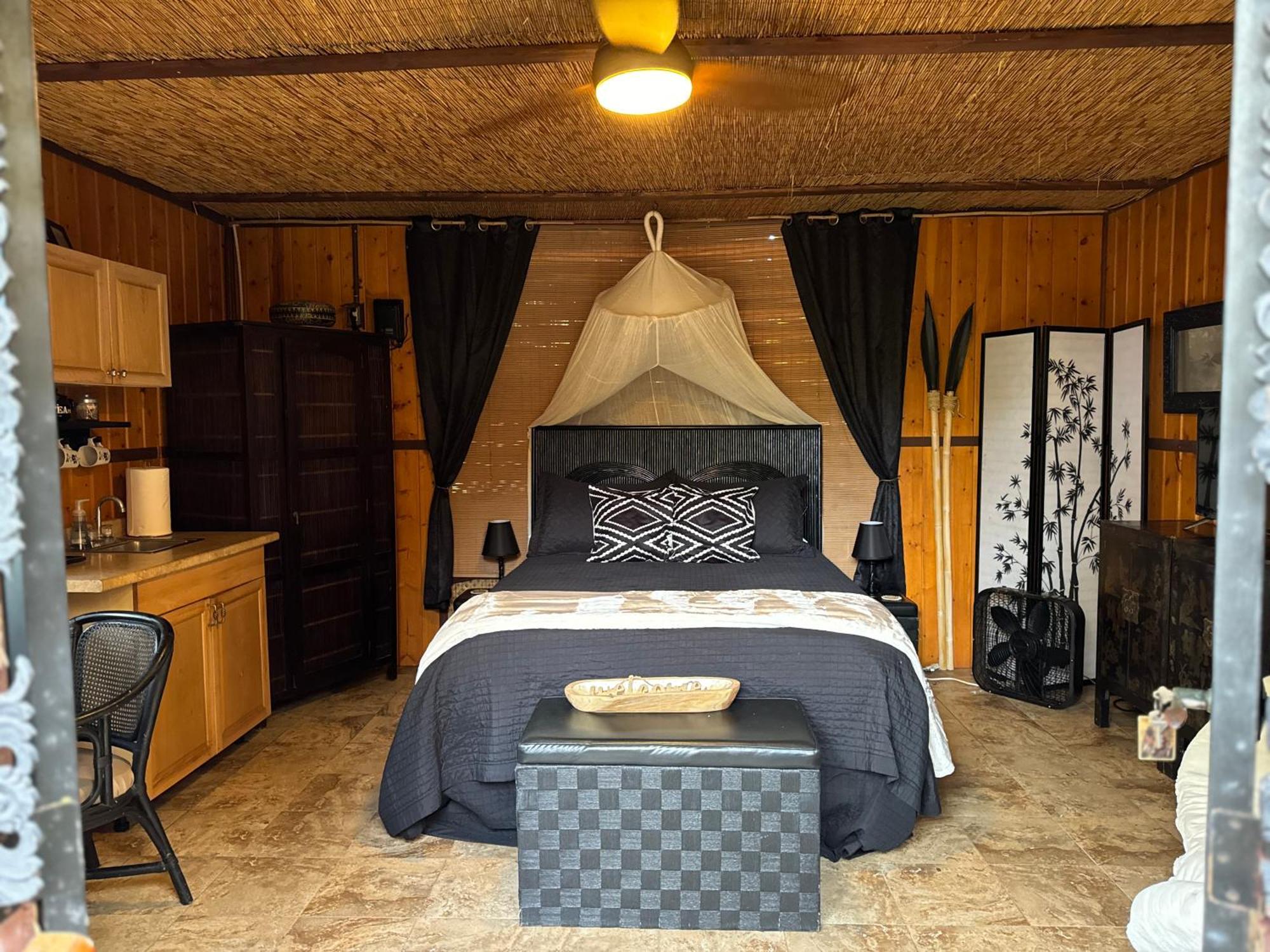 The Bali House And Cottage At Kehena Beach Hawaii Bagian luar foto